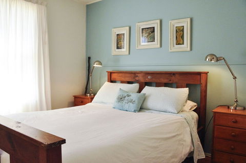 FALMOUTH Seadrift Cottage - Accommodation Gold Coast 5