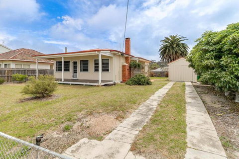 Bennetts - Accommodation Gold Coast 1