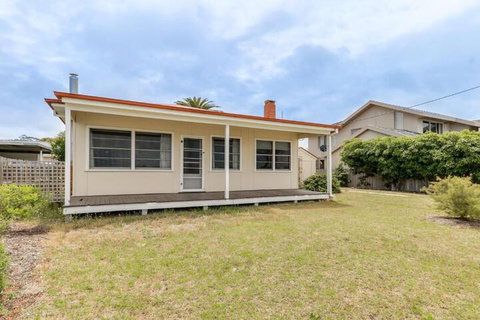 Bennetts - Accommodation Gold Coast 3