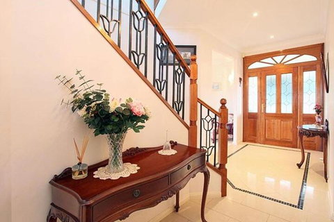 Cape View Manor Bed & Breakfast - 1 Gold Coast 6