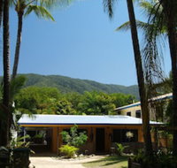 Clifton Beach House - Accommodation Gold Coast
