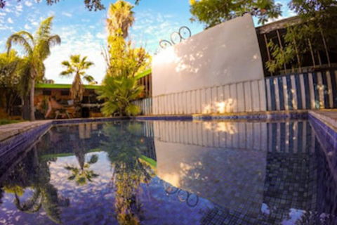 Jump Inn Alice Budget Accommodation - 1 Gold Coast 0
