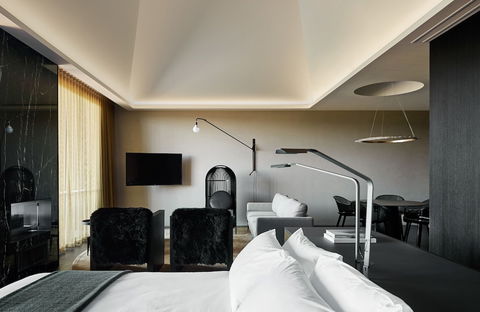 Jackalope Hotel - Gold Coast 4U 1