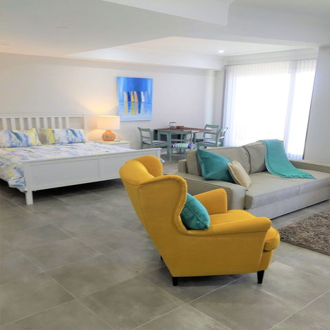 Studio Style Mindarie Marina - Gold Coast 4U 3