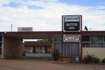 Century Motor Inn - Gold Coast 4U 3