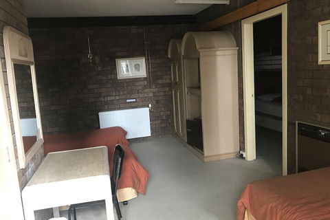 Cooba Holiday Motel - Accommodation Gold Coast 5