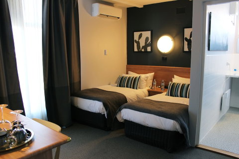 The Oriana, Orange - Accommodation Gold Coast 2