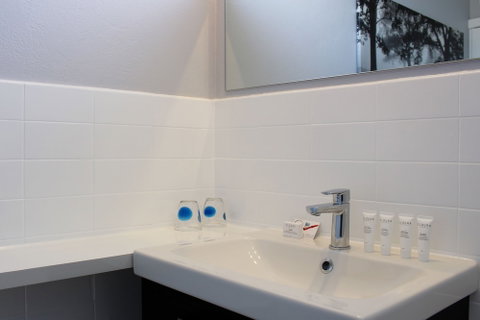 The Oriana, Orange - Accommodation Gold Coast 6