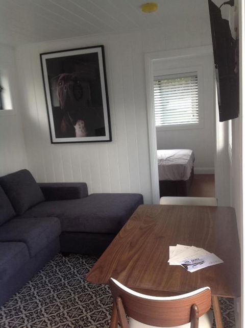 Hideaway Holiday Apartments - Gold Coast 4U 1