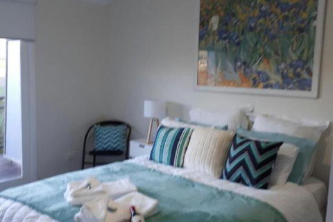 Rosewhite House - Accommodation Gold Coast 7