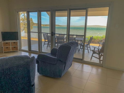 The Beach House - Accommodation Gold Coast 3