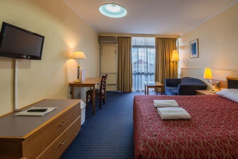 The Q Motel - Accommodation Gold Coast 5