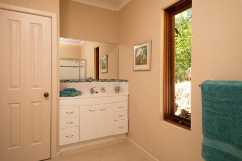 Innisfree Mountain Retreat - Accommodation Gold Coast 5