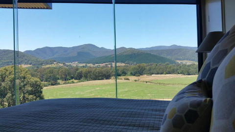 The Red Stag - Accommodation Gold Coast 5