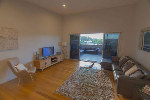 Townview 8 - Accommodation Gold Coast 2