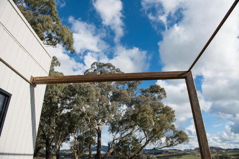 Dragonfly Cottages - Accommodation Gold Coast 2