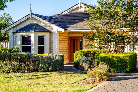 Lochnagar Barossa - Adults Only - Accommodation Gold Coast 1