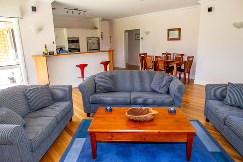 Lochnagar Barossa - Adults Only - Accommodation Gold Coast 5