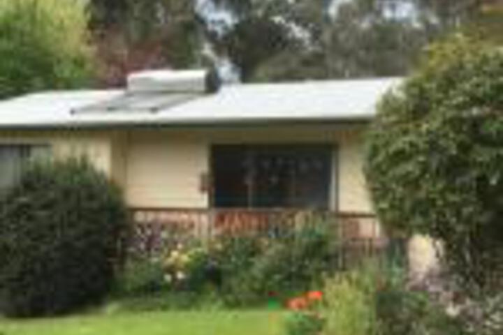 Allambee South VIC Accommodation Gold Coast