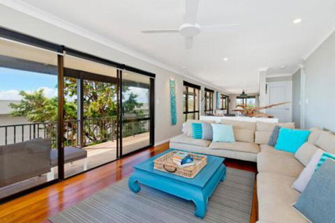 Apricari Oasis By The Sea - Accommodation Gold Coast 0