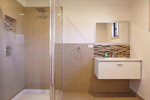 La Casa - Accommodation Gold Coast 1