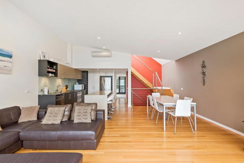 Inn Off The Reef - Accommodation Gold Coast 4