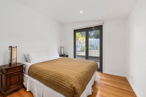 Inn Off The Reef - Accommodation Gold Coast 7