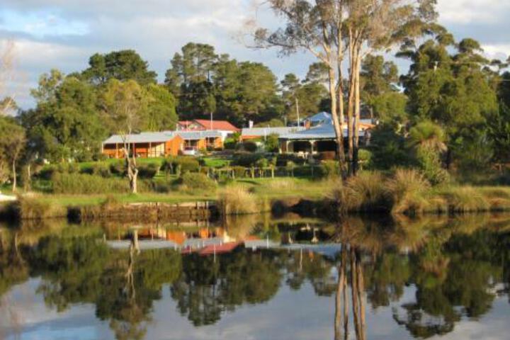 Nornalup WA Accommodation Gold Coast