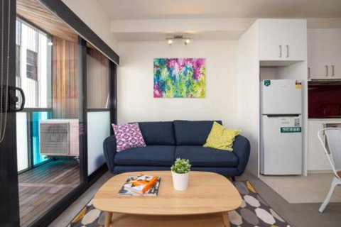 Canvas Suites On Russell Place - Accommodation Gold Coast 0