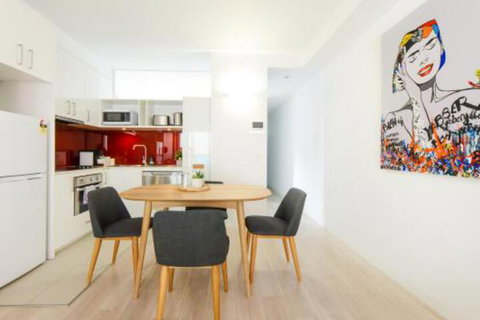 Canvas Suites On Russell Place - Accommodation Gold Coast 6