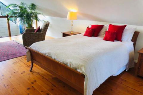 Zephyr Studio - Accommodation Gold Coast 0