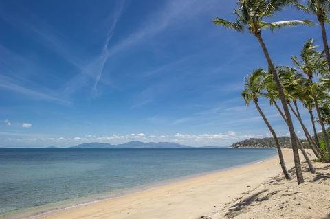 Pure Magnetic Villa 1 - Gold Coast 4U 4