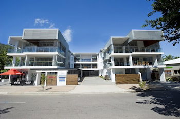 Maggies Beachfront Apt. 13 - Accommodation Gold Coast 3