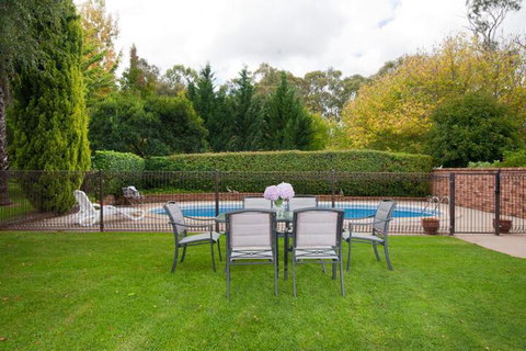 Clifton Gardens Bed & Breakfast Orange - Accommodation Gold Coast 7