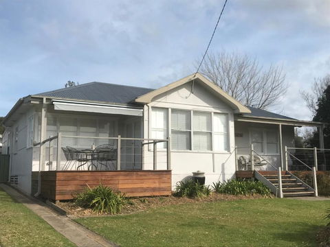 Moruya Holiday House - Gold Coast 4U 2