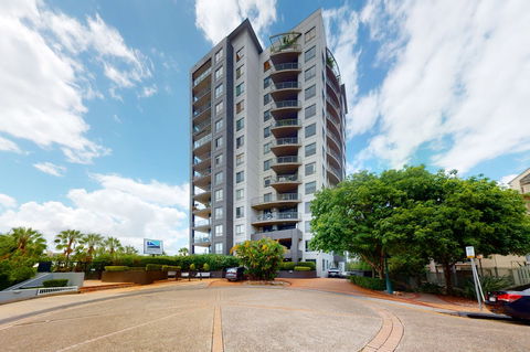 Bridgewater Apartments - Gold Coast 4U 1