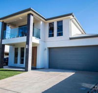 The Races Swanport - Accommodation Gold Coast