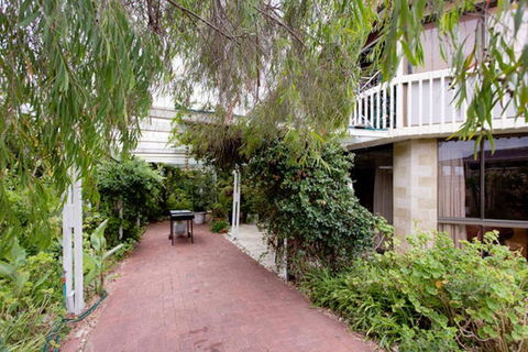Beach Haven Studio - Gold Coast 4U 6