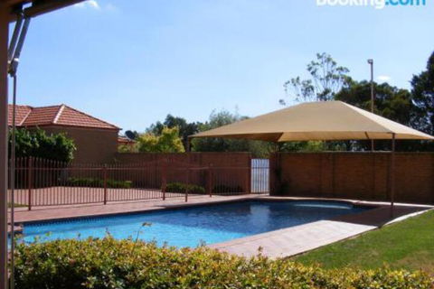 Fairways Bed & Breakfast At Jerilderie - Accommodation Gold Coast 5