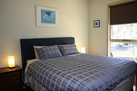 Into Freedom - Accommodation Gold Coast 1