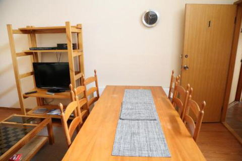 Whispering Pines 2 - Accommodation Gold Coast 3