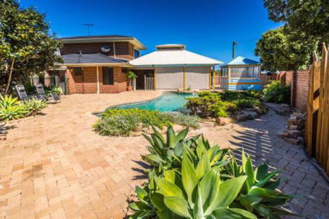 Yanchep Beach Retreat - Accommodation Gold Coast 3