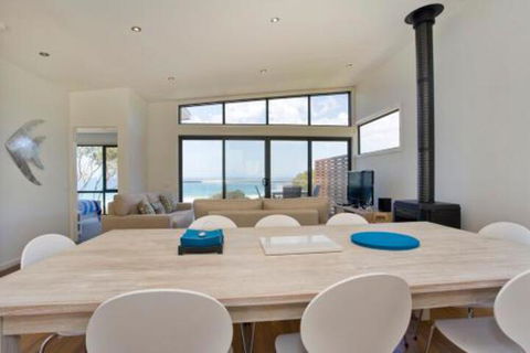 Earth Sea Sky - Accommodation Gold Coast 6