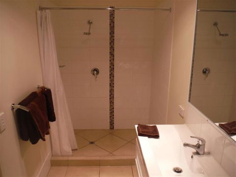 Units 37 On St. Francis Drive - Accommodation Gold Coast 2