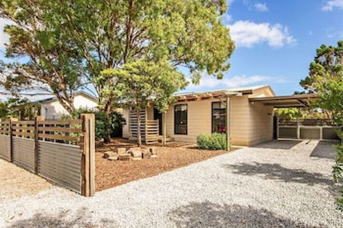 Sea Devine - Accommodation Gold Coast 0
