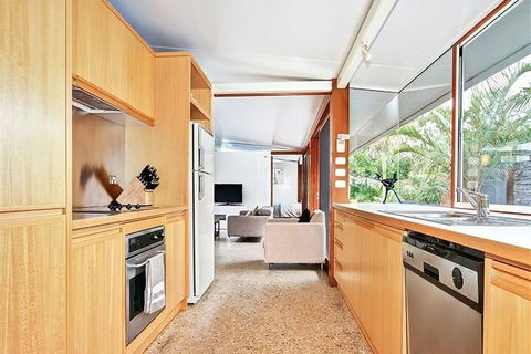 Perla Del Mare - Accommodation Gold Coast 6