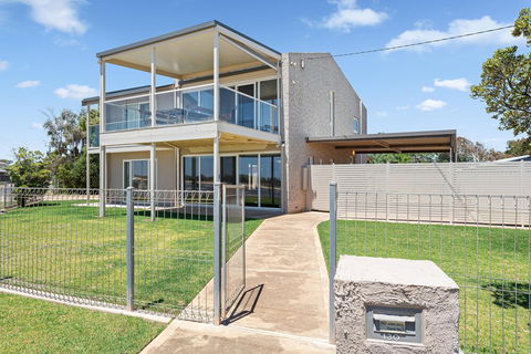 Pearl By The Sea - Accommodation Gold Coast 1