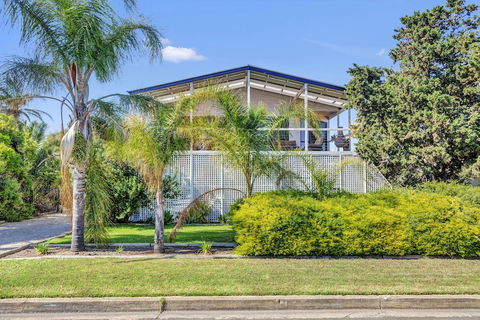 Zephyr Shores - Accommodation Gold Coast 2