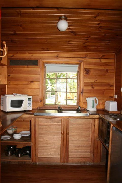 Gaol House Cottages - Gold Coast 4U 6