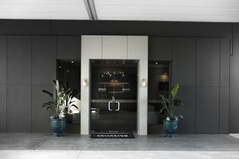 Criterion Hotel Sale - Accommodation Gold Coast 0